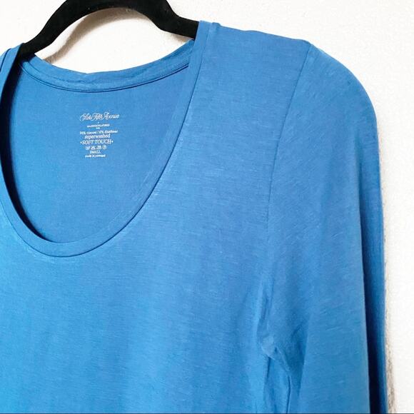 Saks X Majestic Filatures Soft Touch Cropped Sleeve Top Size Small - Picture 3 of 8